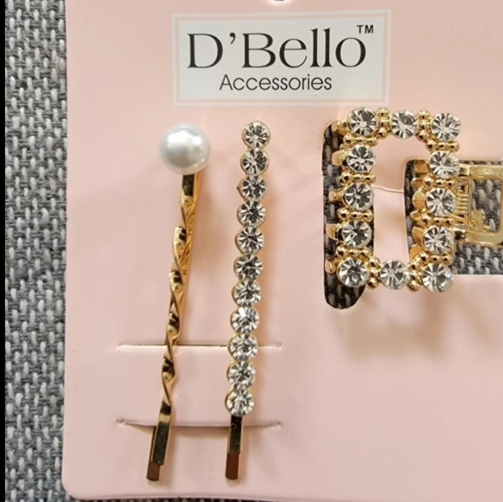 New! D'BELLO gold clip accessory